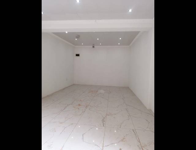 50M² MEDICAL SUITE TO LET IN WESTCLIFF